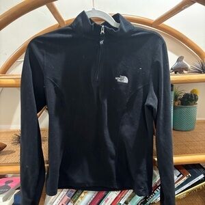 The North Face women’s basic half zip fleece